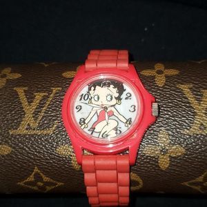 Betty Boop Mother of‎ Pearl Face Red Silicone Band Watch